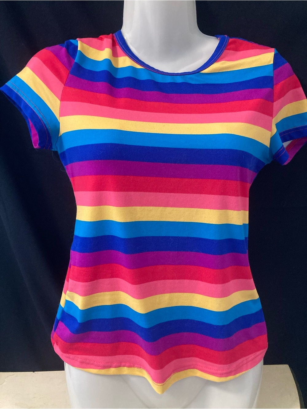 SHEIN Short Sleeve Rainbow Stripe Tee in Pink, Yellow, Blue, Purple Size Medium